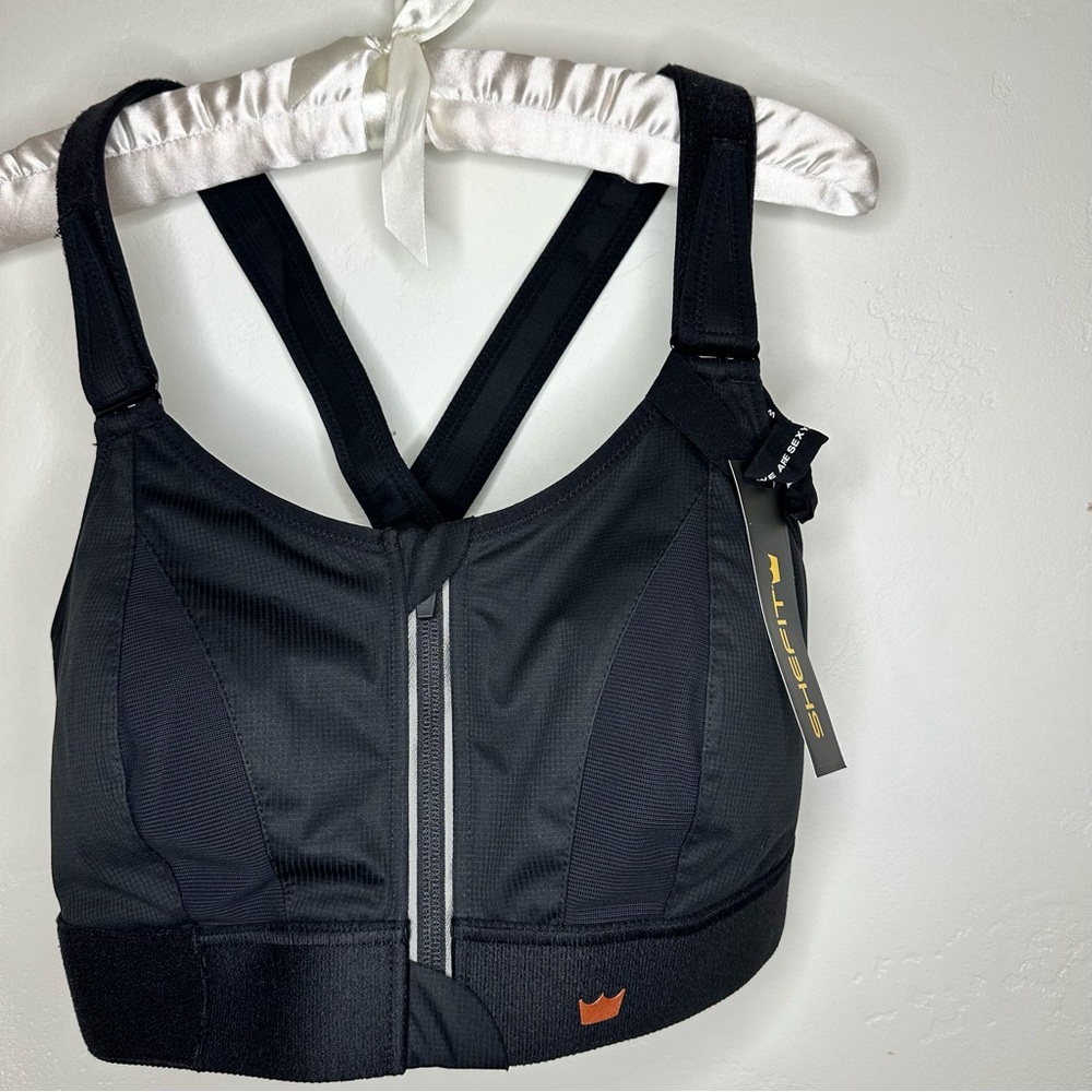 SHEFIT Black Sports Bra with Zipper Front